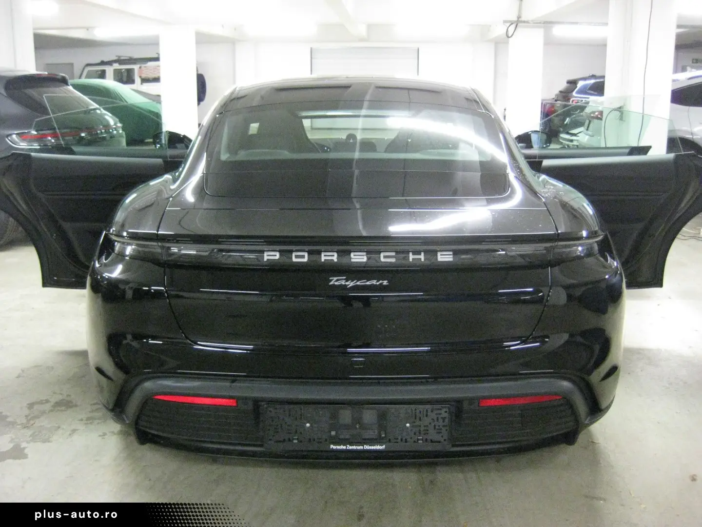PORSCHE Taycan schw schw  per.batt 20  kamera