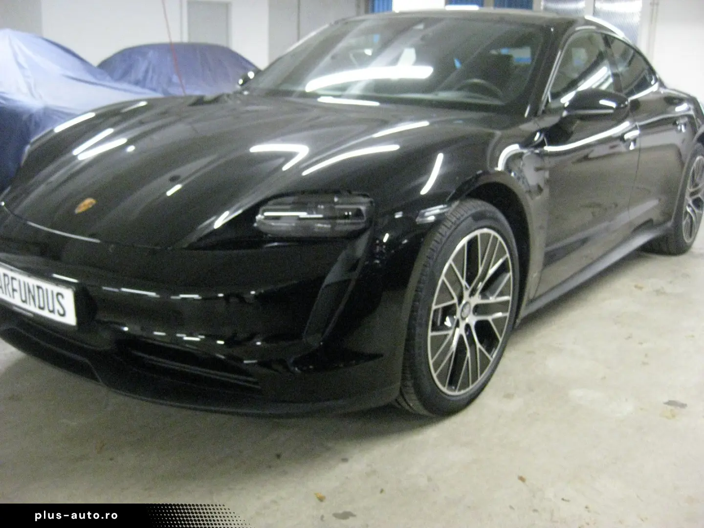 PORSCHE Taycan schw schw  per.batt 20  kamera