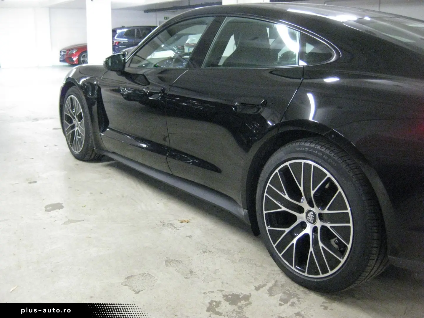 PORSCHE Taycan schw schw  per.batt 20  kamera