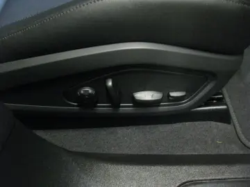 PORSCHE Taycan schw schw  per.batt 20  kamera