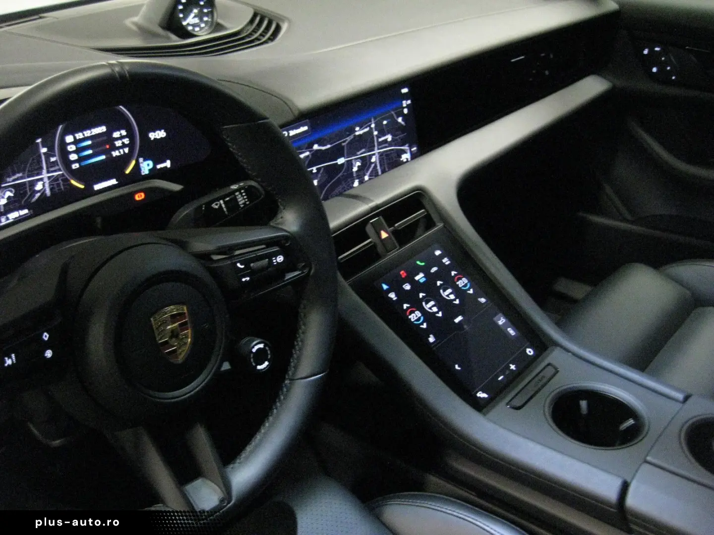 PORSCHE Taycan schw schw  per.batt 20  kamera