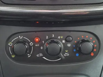 DACIA LOGAN 1.5 Blue dCi 75CP MCV Laureate