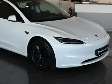 TESLA Model 3 Long Range Dual AWD AHK ACC Pano