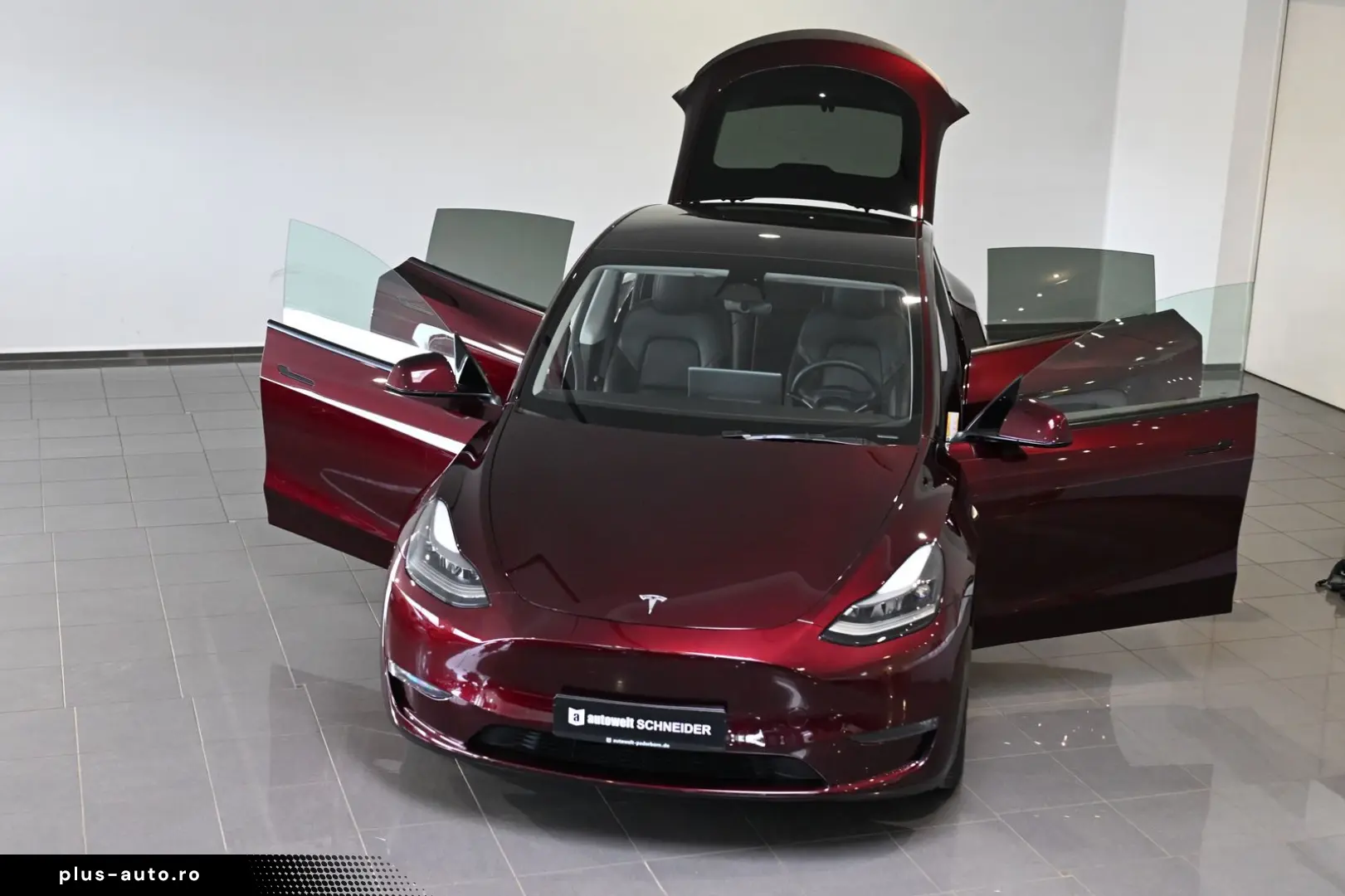 TESLA Model Y Performance Long Range Dual AWD