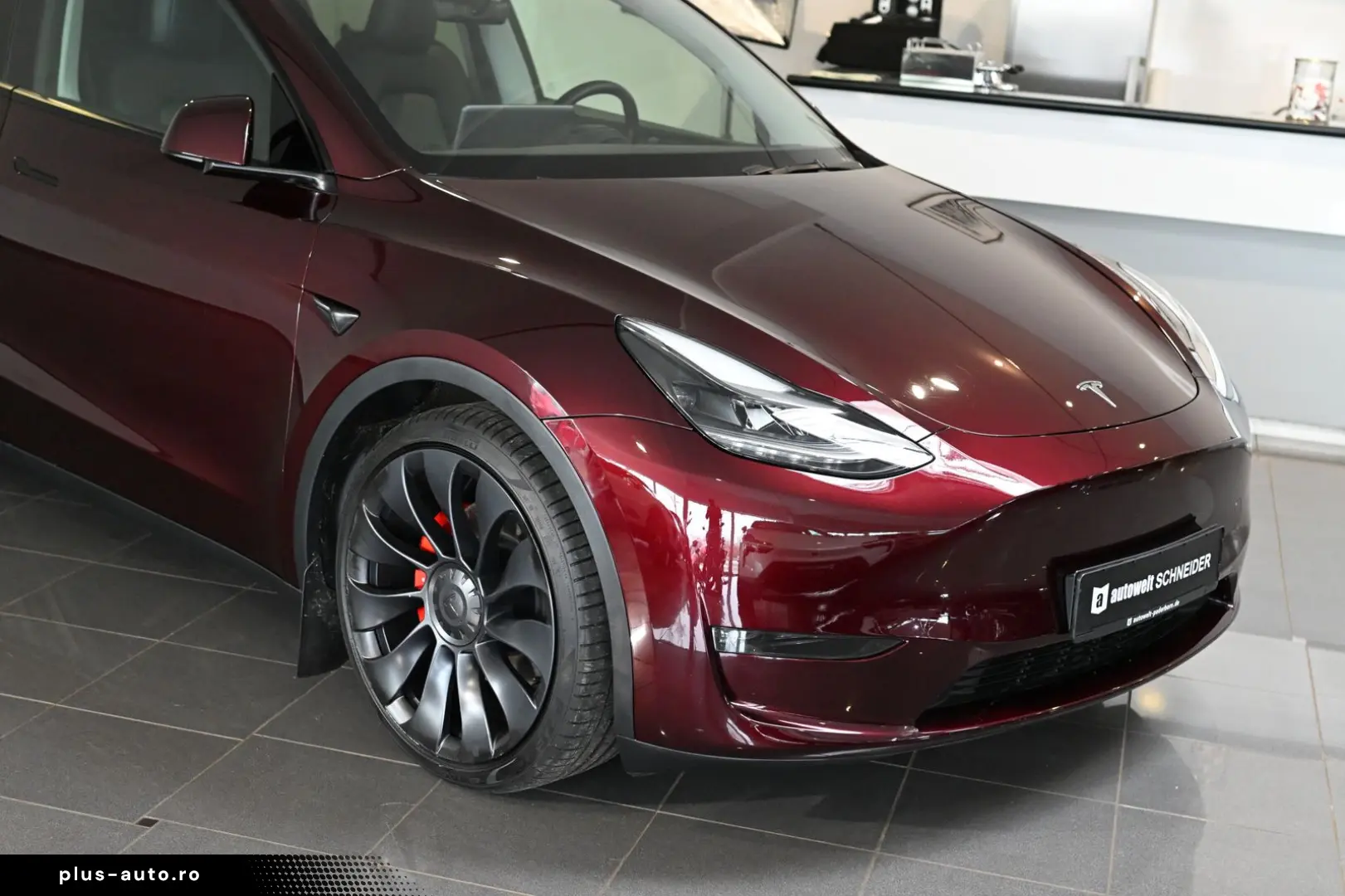 TESLA Model Y Performance Long Range Dual AWD