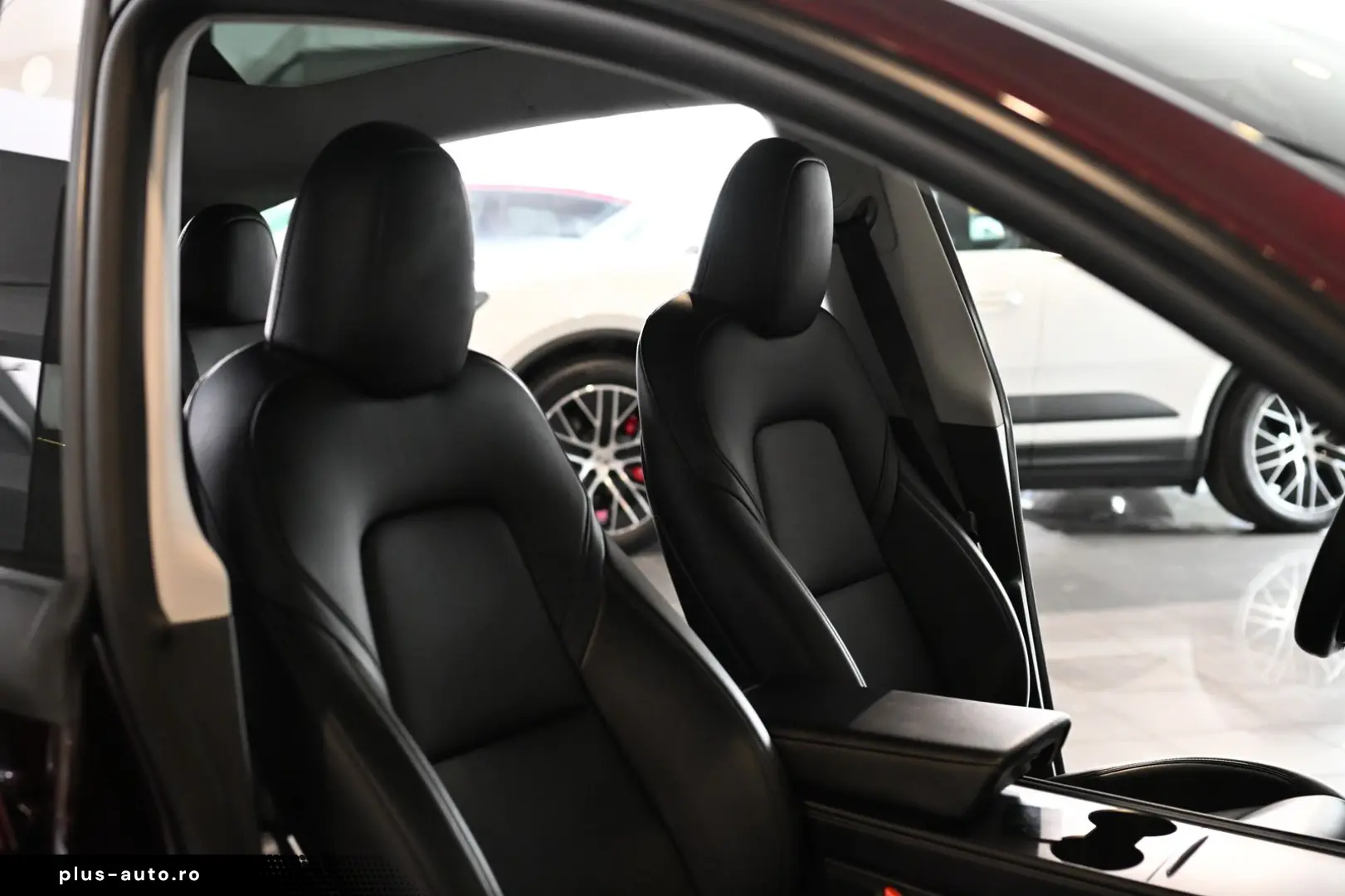 TESLA Model Y Performance Long Range Dual AWD