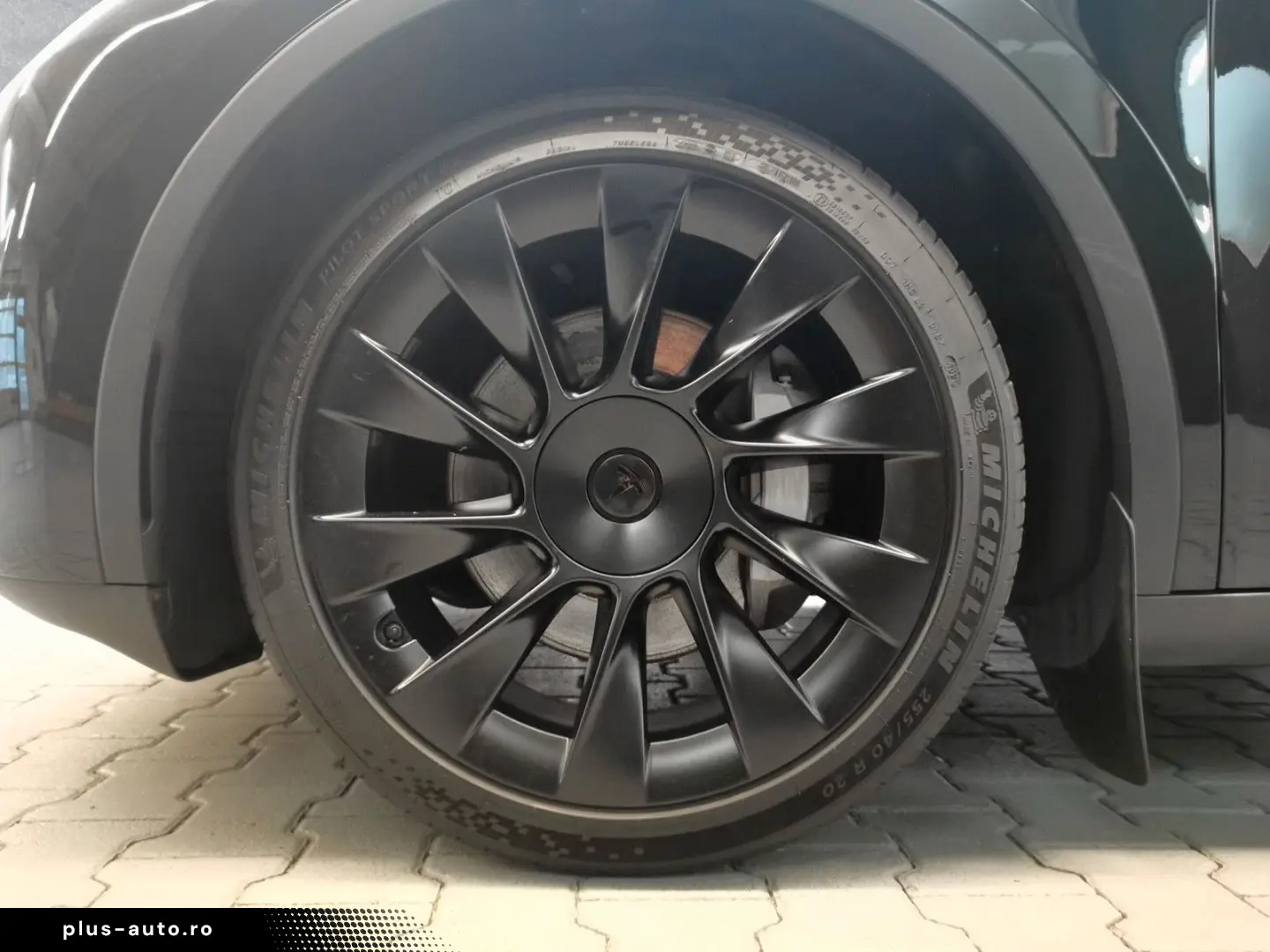 TESLA Model Y Long Range Dual Motor AWD