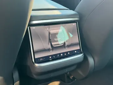 TESLA MODEL S MAXIMAL RANGE   Palladium   MATRIX   HW4