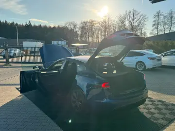 TESLA MODEL S MAXIMAL RANGE   Palladium   MATRIX   HW4