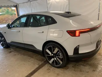 Polestar 4 Long Range Dual Pilot Plus HeadUp