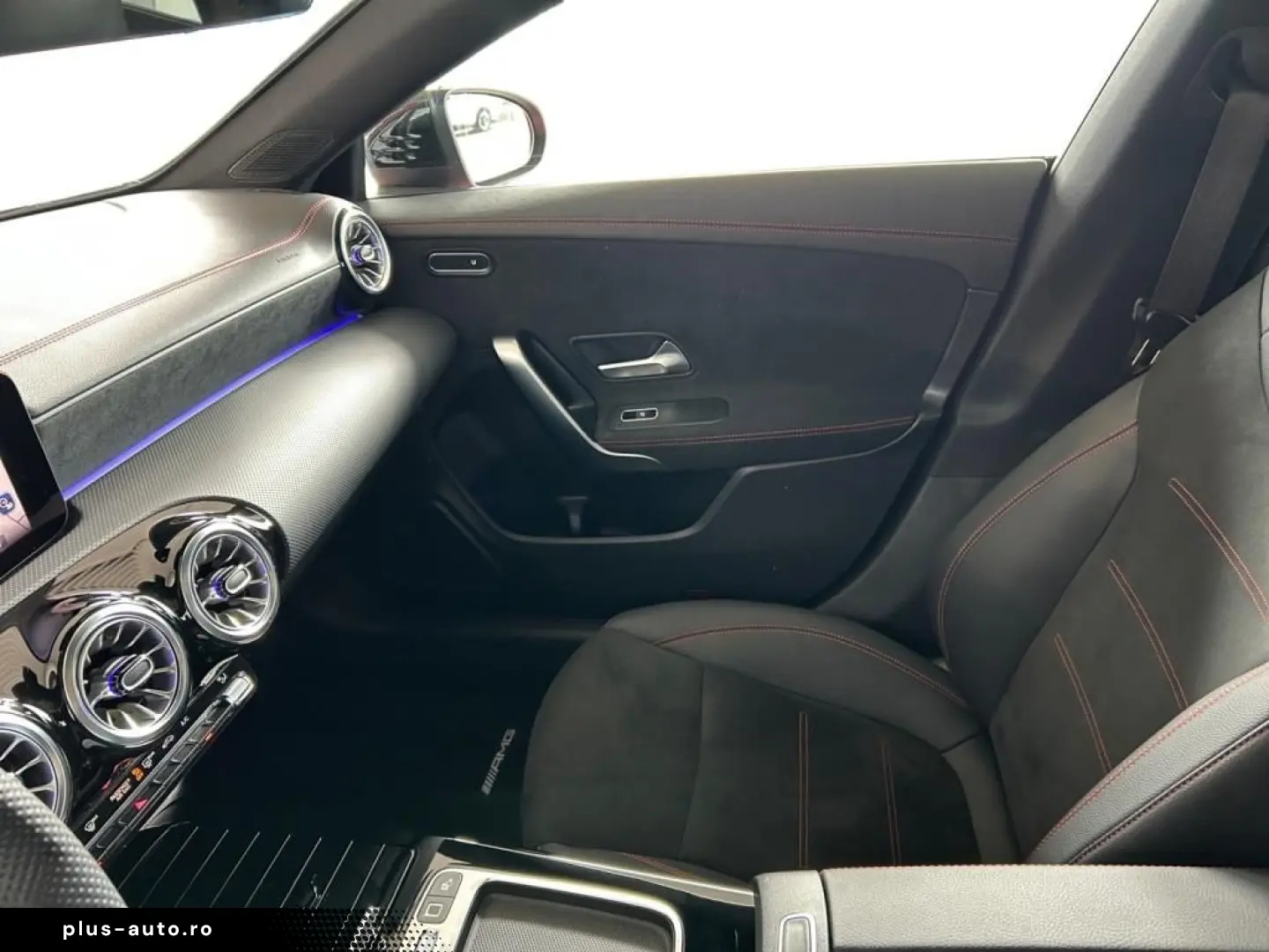 MERCEDES-BENZ CLA 200 Coupe AMG AMG MBUX Night Pano SHD Wide