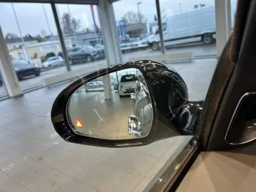 MERCEDES-BENZ E 300 e AMG AMG ILS MBUX Burm Night Fahrassist