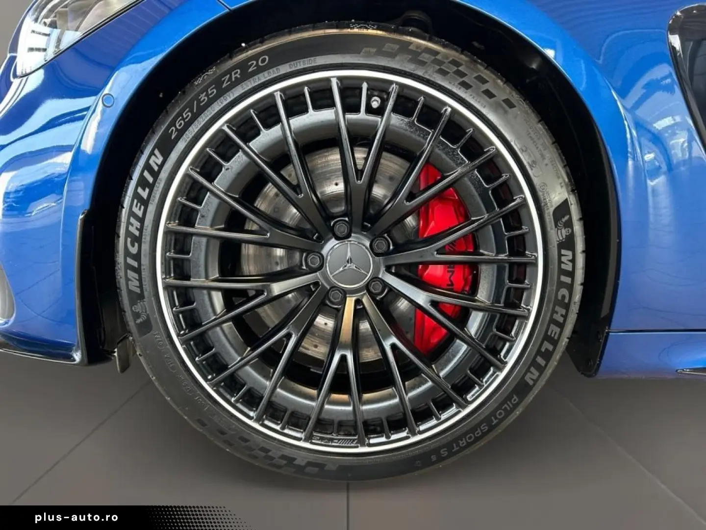 MERCEDES-BENZ AMG CLE 53 Coupe 4matic  AMG MBUX Night Carbon