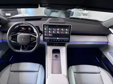 Polestar 4 Long Range Single Pilot Plus Tailored