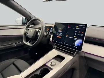 Polestar 4 Dual Motor 100kWh Paket-Pilot-Plus