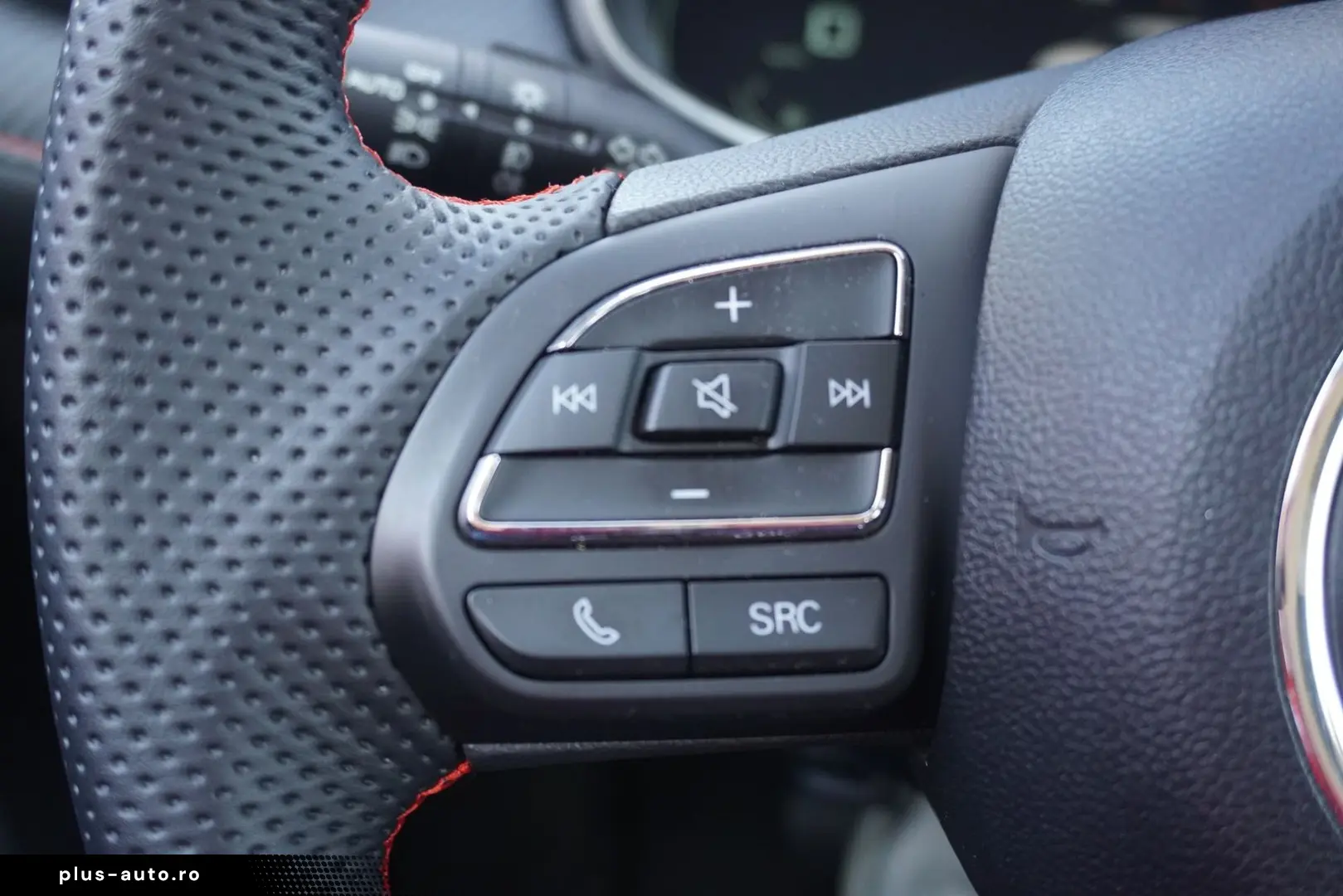 MG ZS 1.0 T-GDI Luxury Aut. LED Navi 360