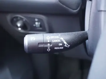 MG ZS 1.0 T-GDI Luxury Aut. LED Navi 360