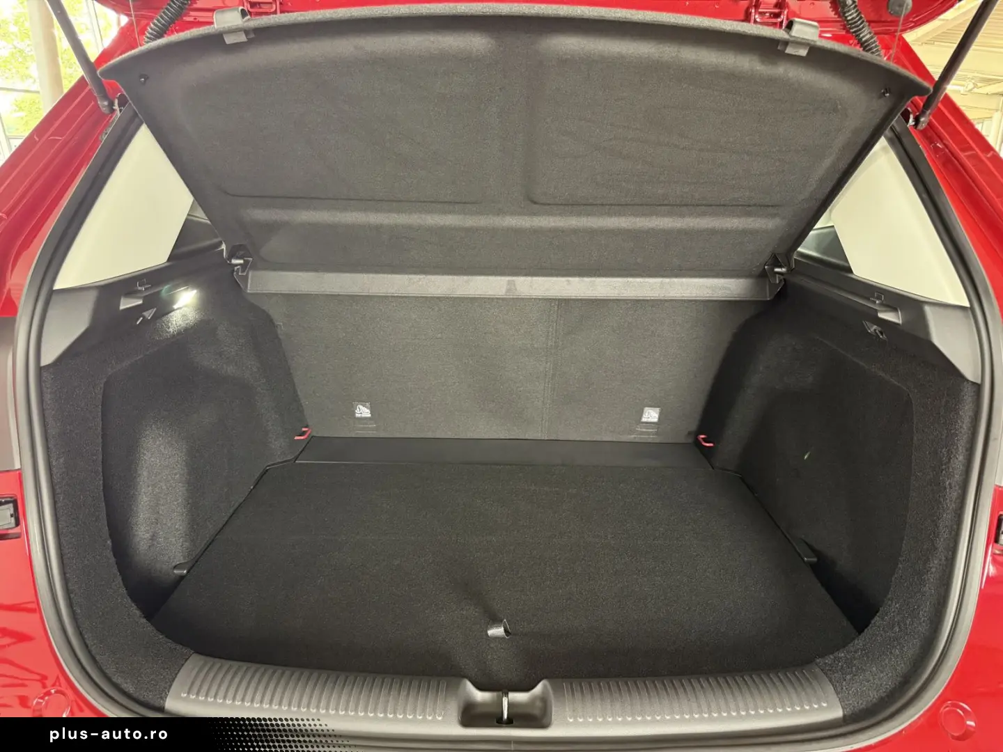 MG ZS Hybrid  LuxuryAHK GJR 360  LED LHZ SH ACC