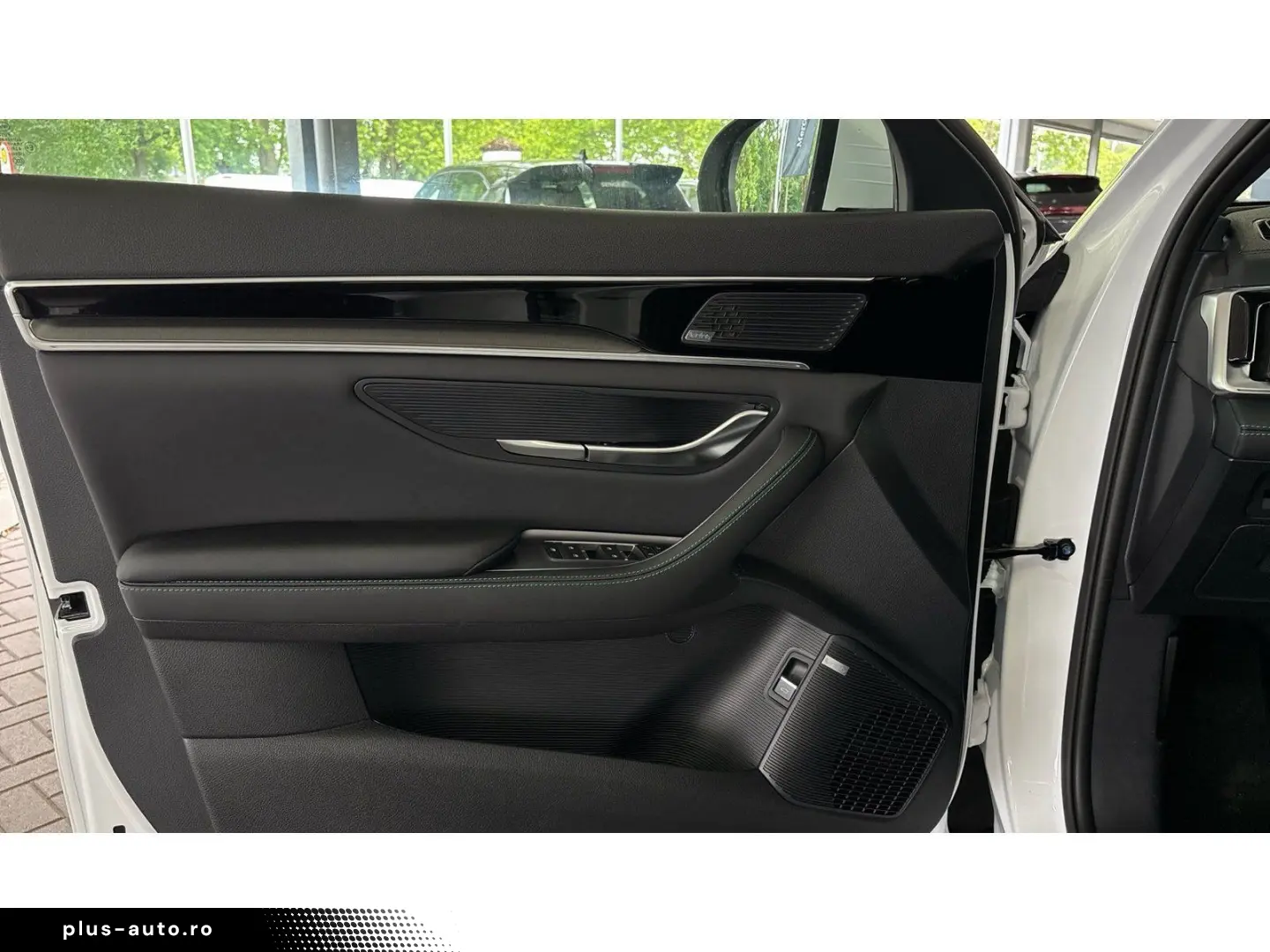 BYD Seal U DM-i Design Panorama LED Head-Up Ambiente