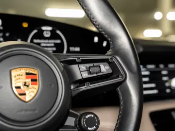 Porsche Taycan 4S Sport Turismo PDLS  BOSE 360