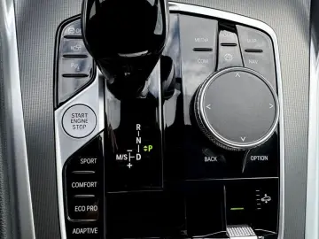 BMW X6 xDrive 30 d M Sport Paket  LASER HUD H&K CAM