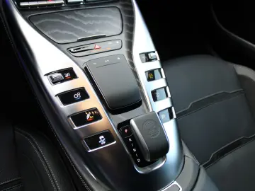 MERCEDES-BENZ AMG GT 43 4Matic  ACC Standhzg 360
