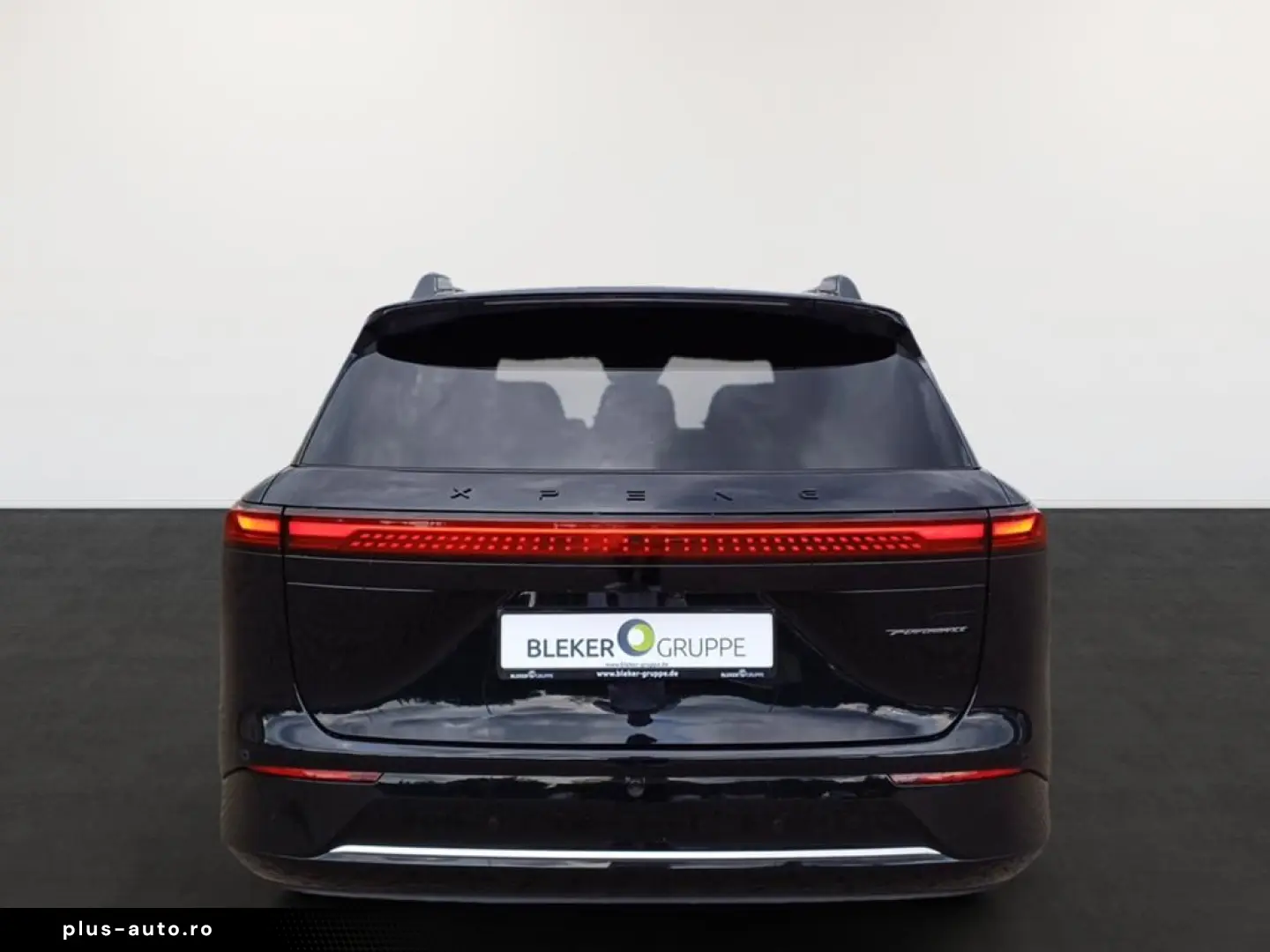 XPENG G9 Performance MidnightBlack BraunLeder