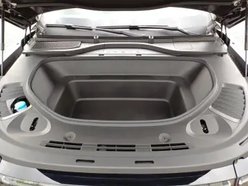 XPENG G9 Performance MidnightBlack BraunLeder