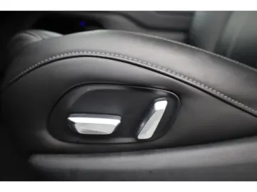 XPENG G6 AWD Performance Distr Pano 360Kam Leder