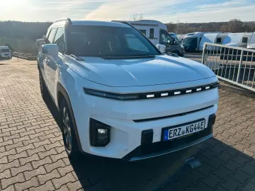 KGM Torres EVX  Abstandstempomat  LEDScheinwerfer