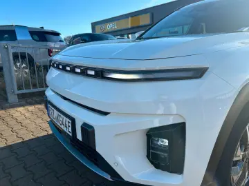 KGM Torres EVX  Abstandstempomat  LEDScheinwerfer