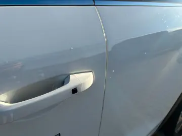 KGM Torres EVX  Abstandstempomat  LEDScheinwerfer