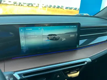 KGM Torres EVX  Abstandstempomat  LEDScheinwerfer