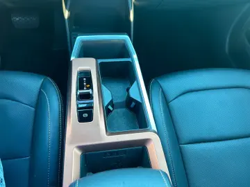 KGM Torres EVX  Abstandstempomat  LEDScheinwerfer