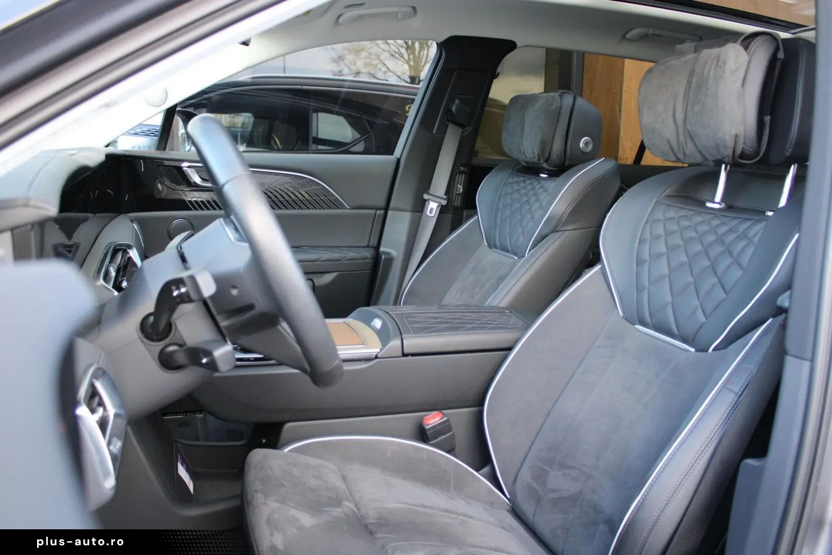 HONGQI E-HS9 Executive 99kWh   7-pers   Orginal NL   20