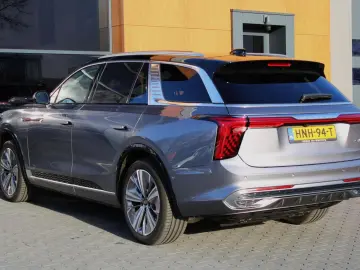 HONGQI E-HS9 Executive 99kWh   7-pers   Orginal NL   20