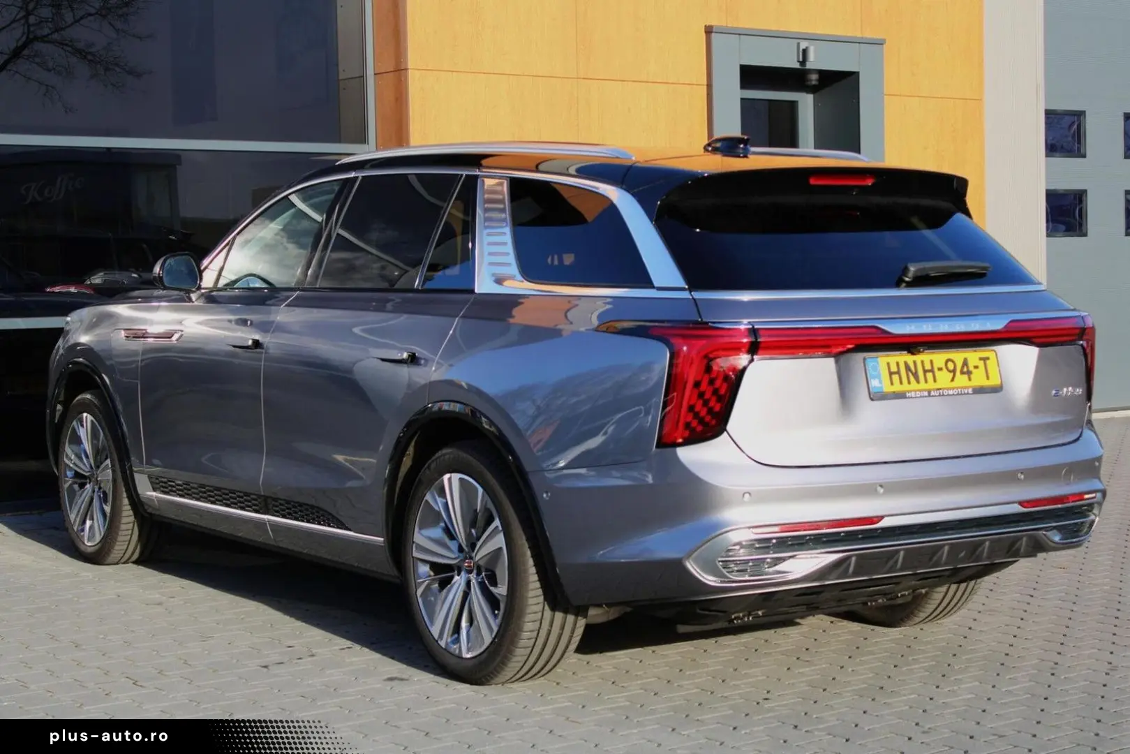 HONGQI E-HS9 Executive 99kWh   7-pers   Orginal NL   20