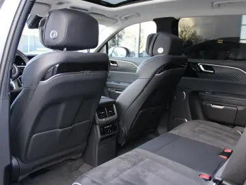 HONGQI E-HS9 Executive 99kWh   7-pers   Orginal NL   20