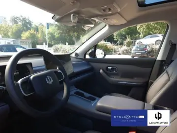 LEAPMOTOR C10 1.5 REEV 28 4 kWh