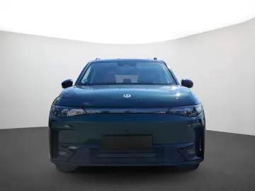 LEAPMOTOR C10 REEV DESIGN MY25