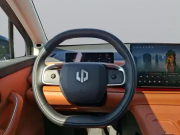 LEAPMOTOR C10 REEV DESIGN MY25