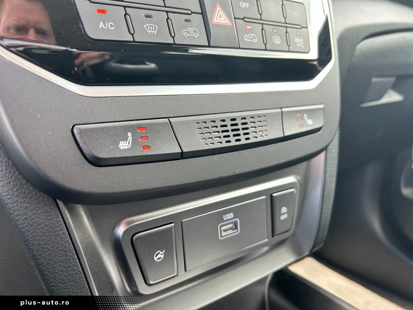 KGM Tivoli 1.5l Quartz Lederausstattung  Navi