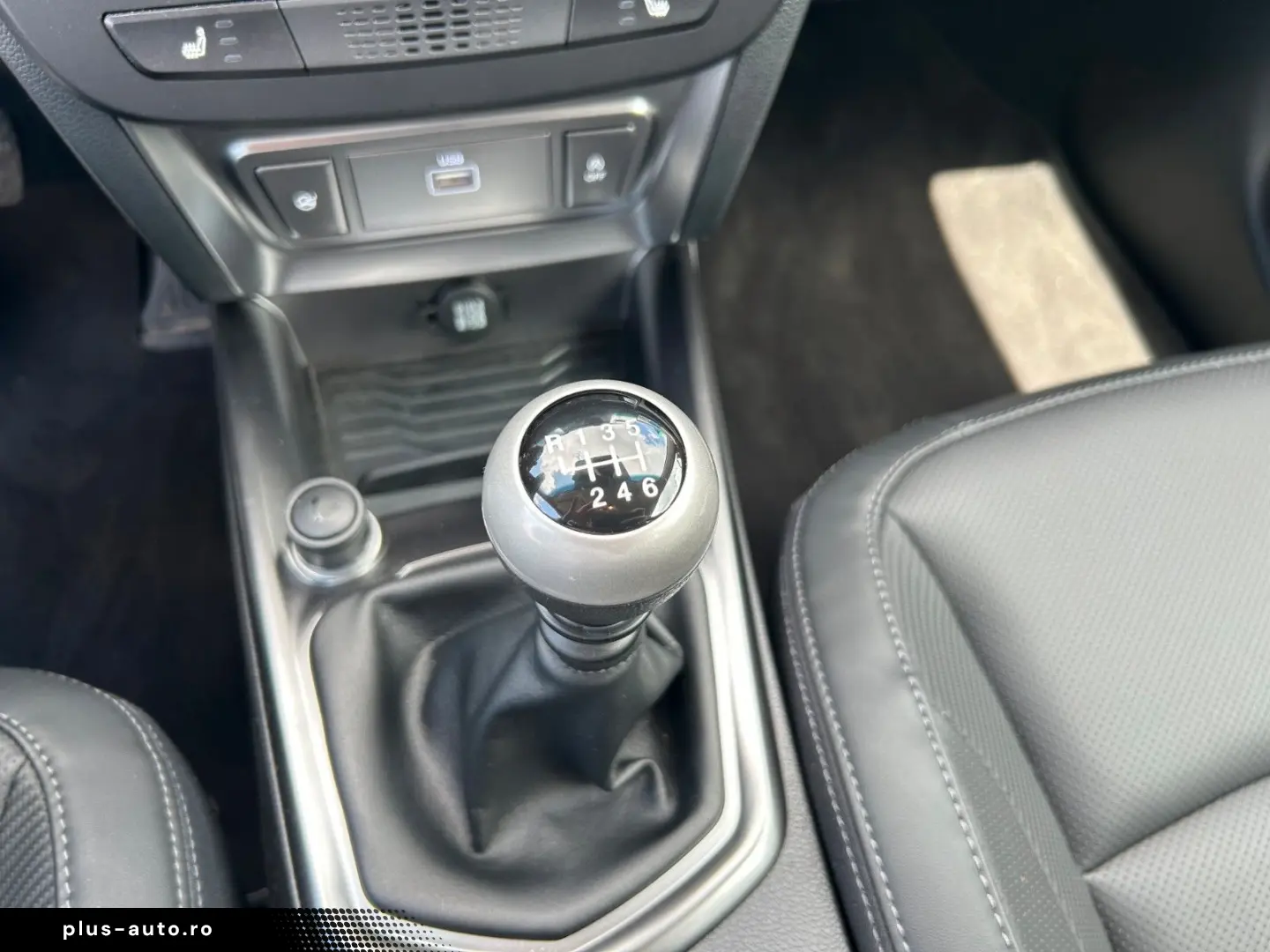 KGM Tivoli 1.5l Quartz Lederausstattung  Navi