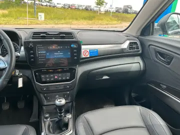 KGM Tivoli 1.5l Quartz Lederausstattung  Navi