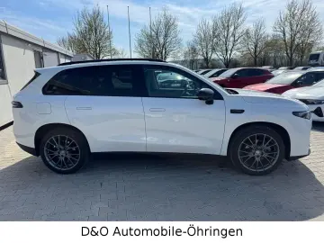 LEAPMOTOR C10 158 kW REEV Design