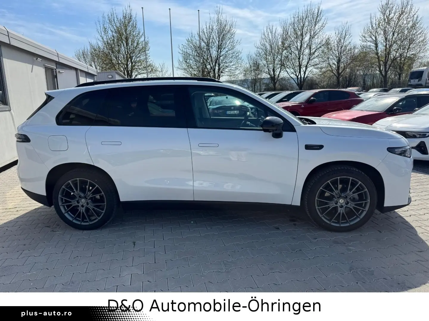 LEAPMOTOR C10 158 kW REEV Design