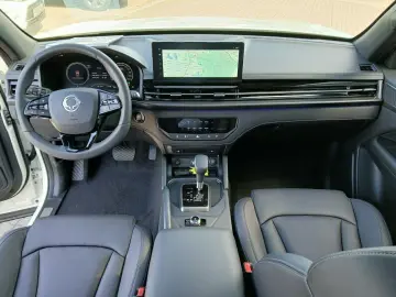 KGM Musso Grand 2.2 AWD AHK