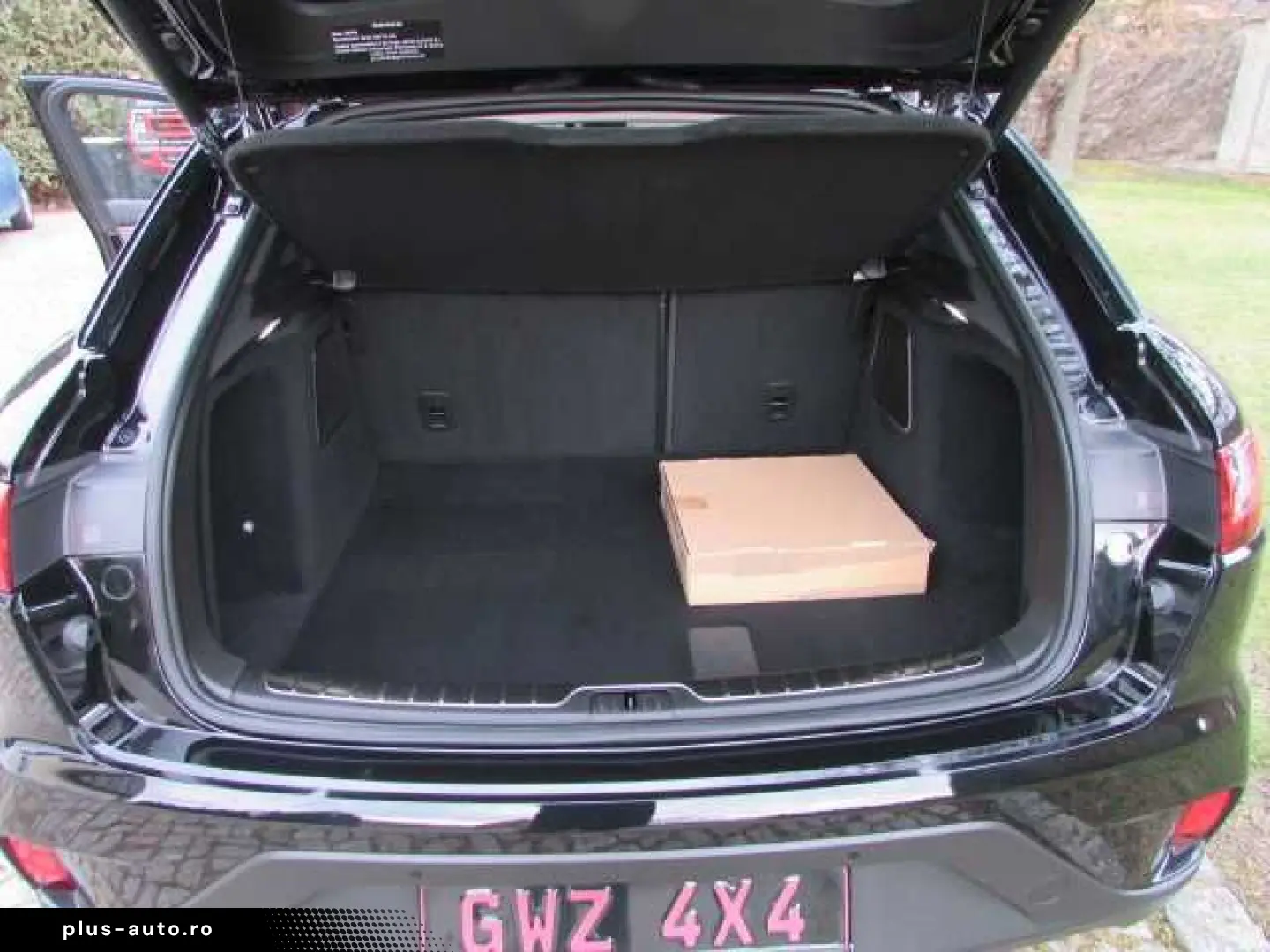 SERES Seres 5 EV  530 km Ultimate Executive Luxury Hig