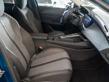 PEUGEOT 408 Allure Park Komfort-Paket 360 Abstands.