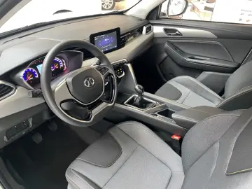 BAIC X35 1.5 Turbo LED PDC Klima 3 Jahre Garantie GJR